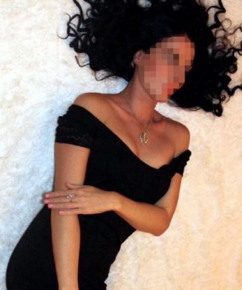Полина